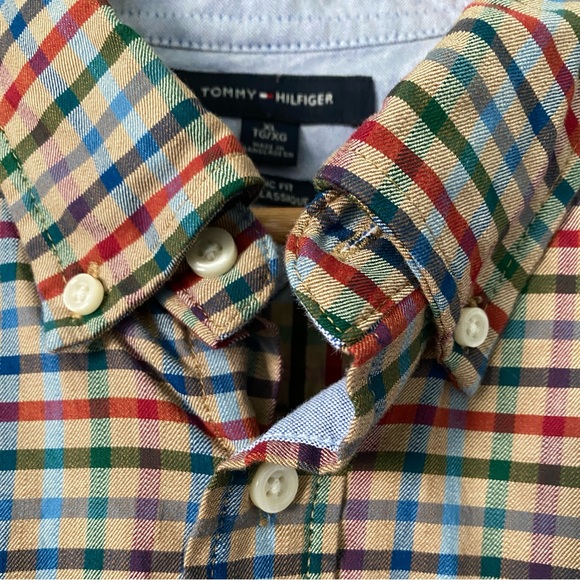 Tommy Hilfiger button up shirt - Picture 5 of 13